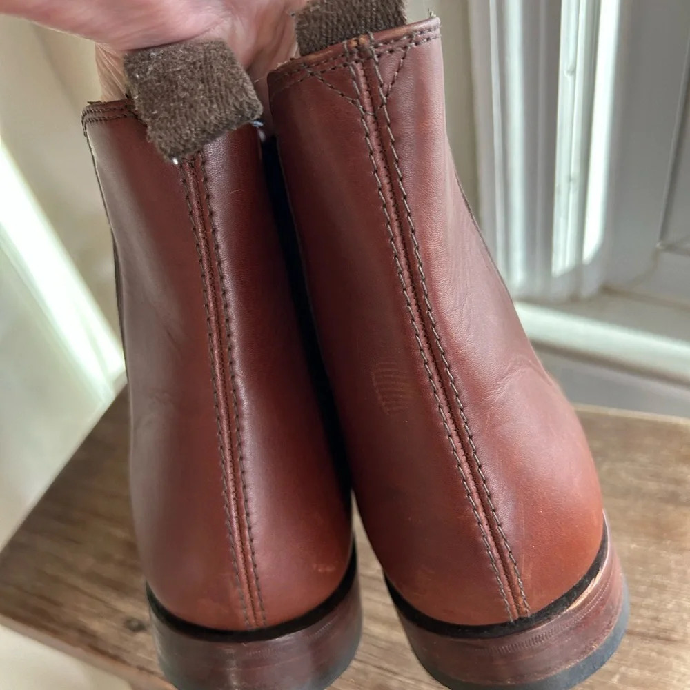 Charles Tyrwhitt Brown Chelsea boots classic pull on size 10.5 us